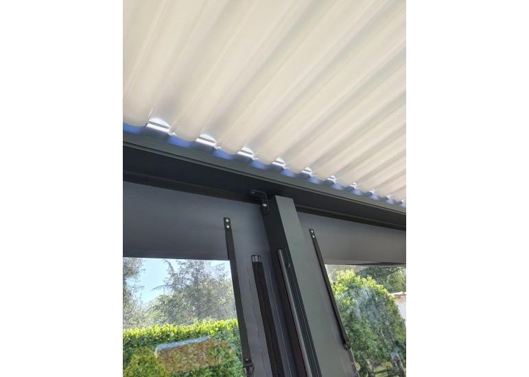 Bâche de Fermeture CLOSEO pour Pergola Sur-Mesure | CloZIP