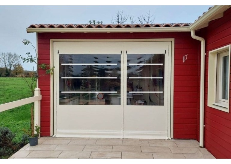 Bâche de fermeture sur-mesure pour pergola motif Lignes | CloZIP