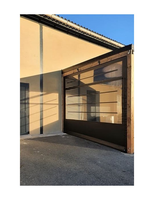 Bâche de fermeture sur-mesure pour pergola motif Lignes | CloZIP
