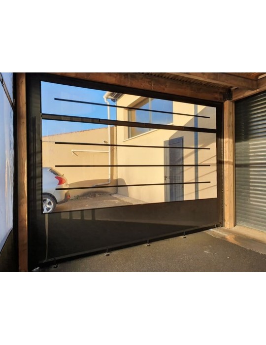 Bâche de fermeture sur-mesure pour pergola motif Lignes | CloZIP