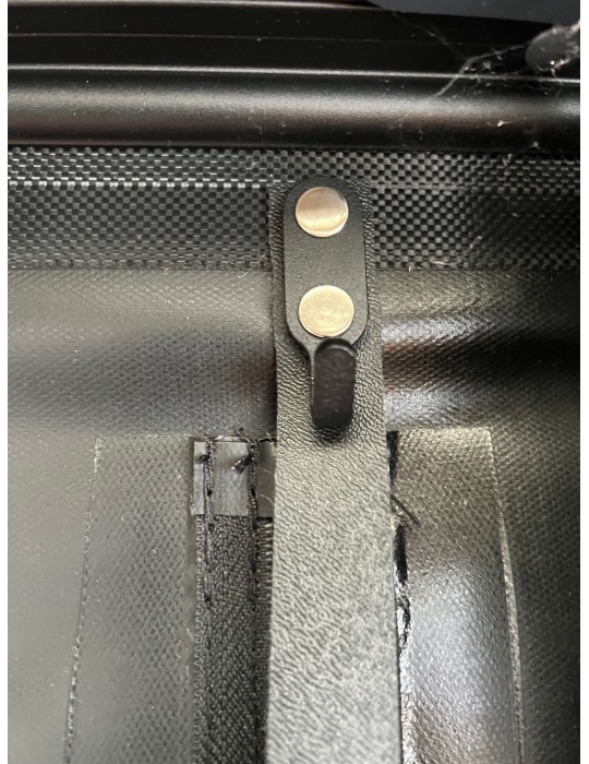 Bâche de fermeture sur-mesure pour pergola motif Angles| CloZIP