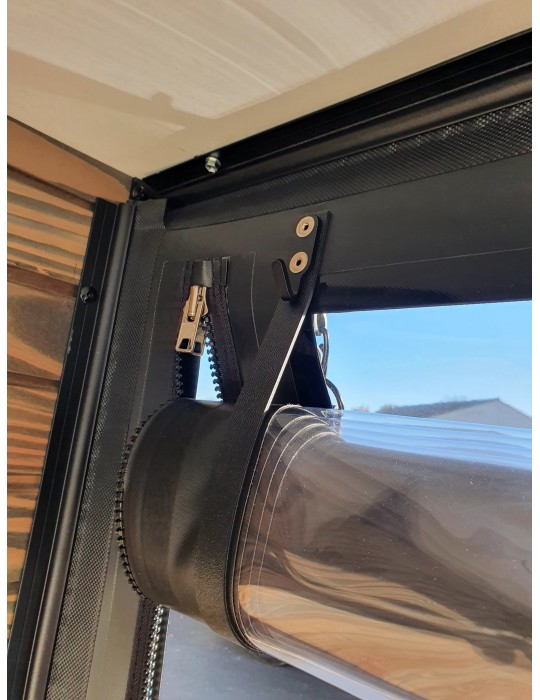 Bâche de fermeture sur-mesure pour pergola motif Angles| CloZIP